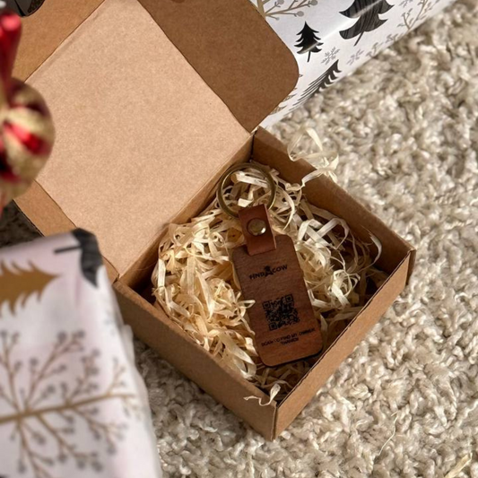 Wooden QR  keychain in gift packaging